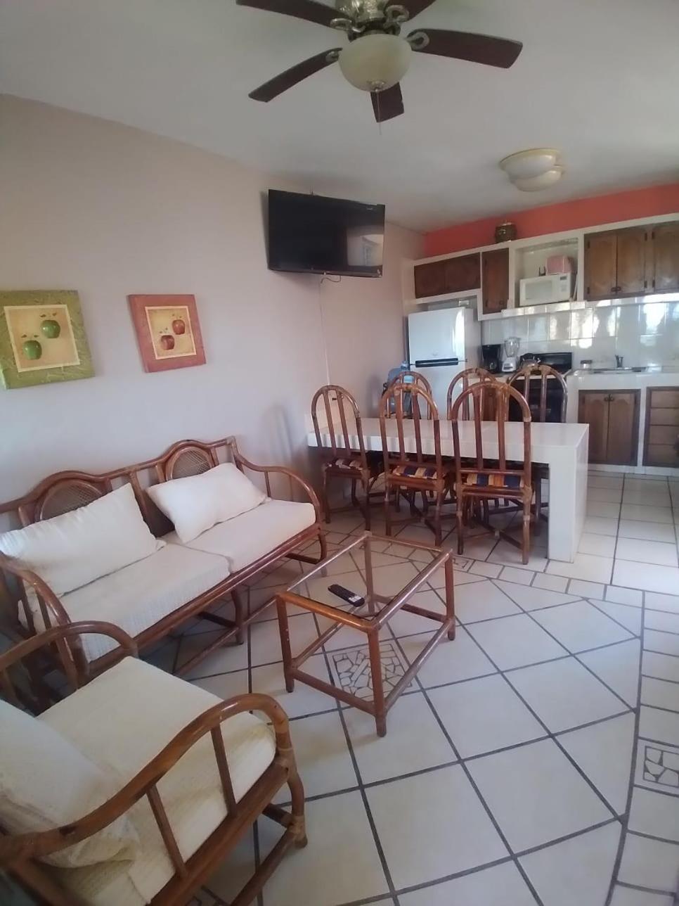 Aparthotel La Casita De La Penita à La Peñita de Jaltemba Extérieur photo